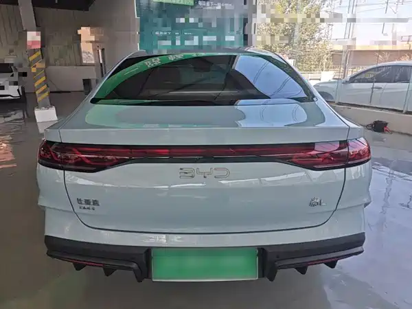 BYD Qin L 2024