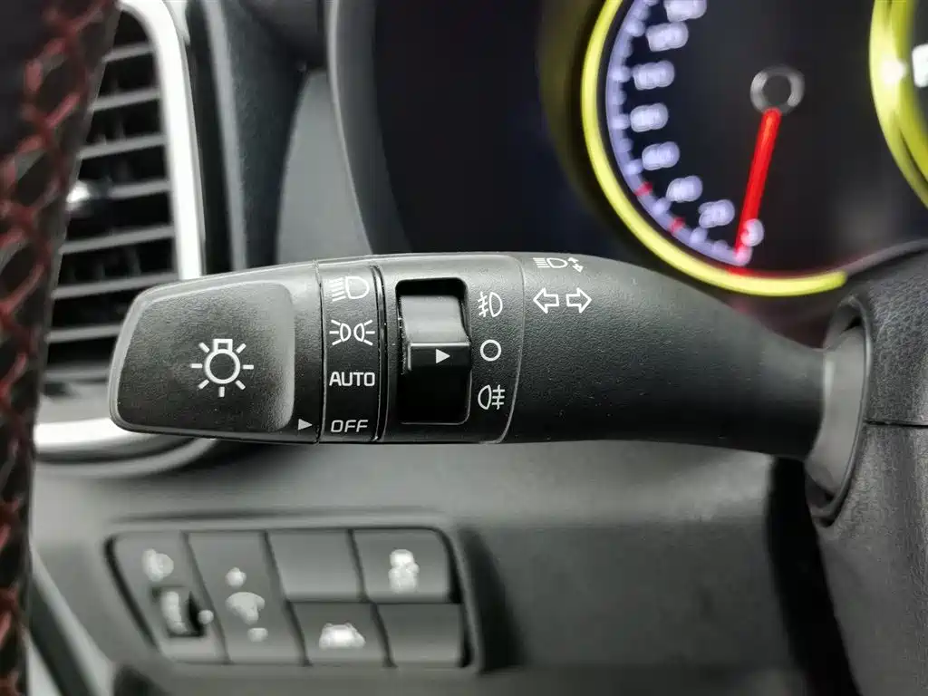 Kia KX5 2023 — фото 21