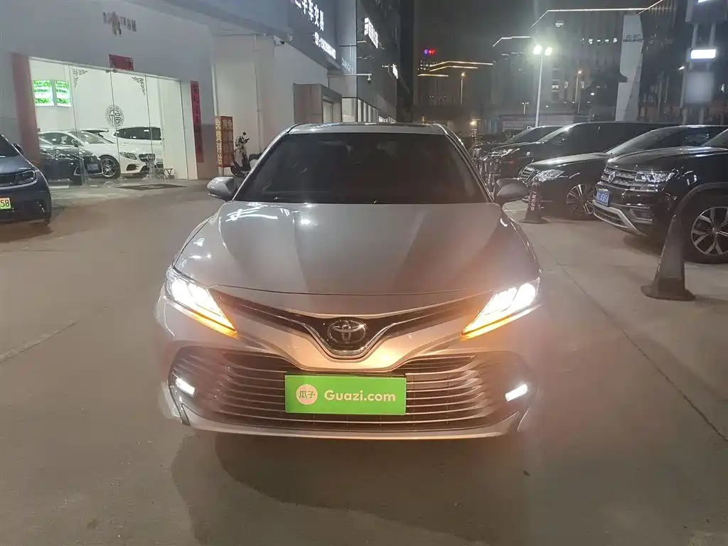 Toyota Camry 2020 — фото 3