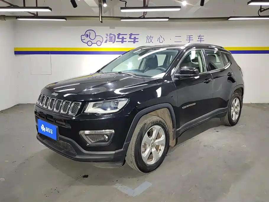 Jeep Compass 2017 — фото 1