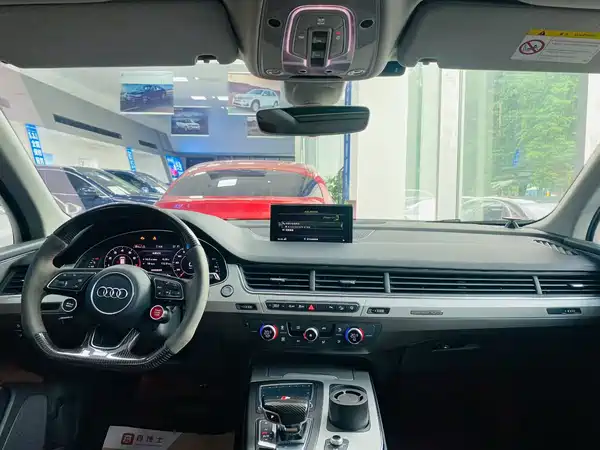 Audi Q7 2016