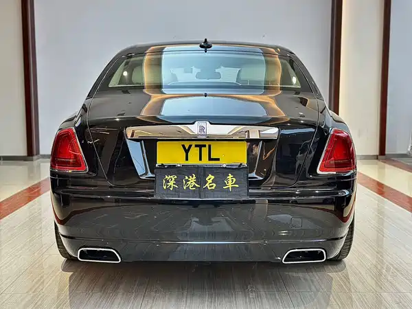 Rolls-Royce Ghost 2010