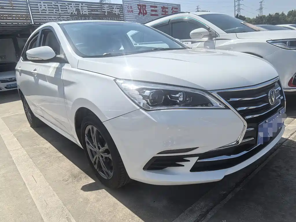 Changan Eado DT 2020 — фото 3