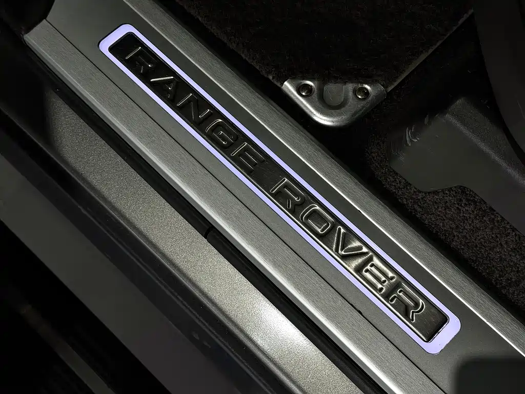 Land Rover Range Rover 2021 — фото 33