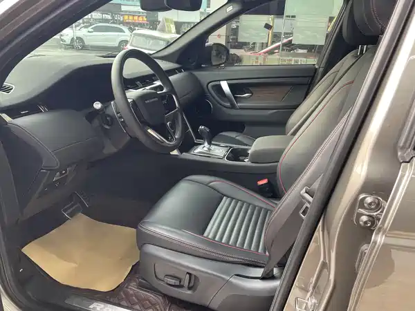 Land Rover Discovery Sport 2022