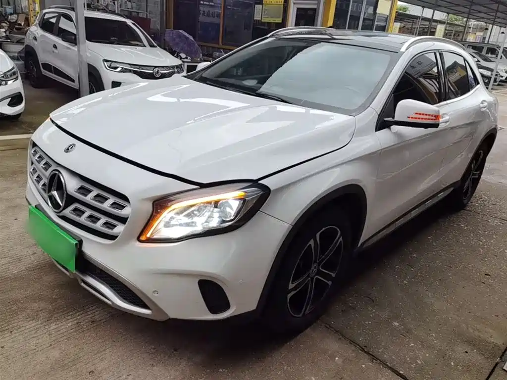Mercedes-Benz GLA 2018 — фото 1