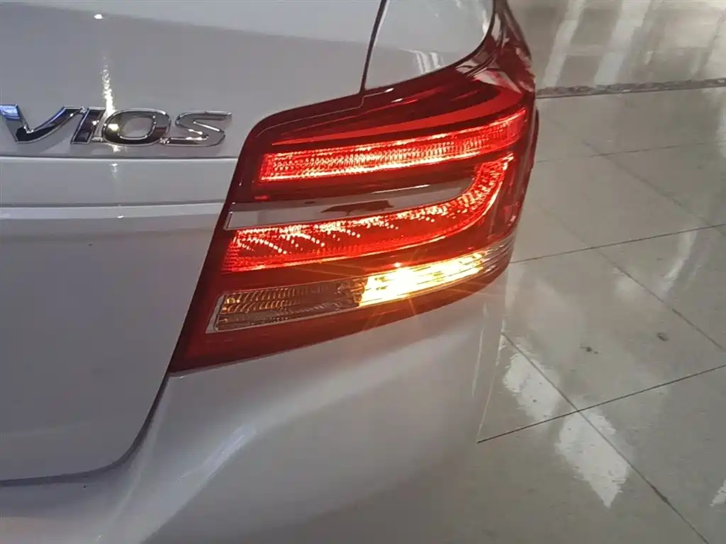 Toyota Vios 2019 — фото 8