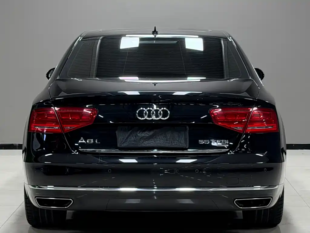 Audi A8 2013 — фото 10