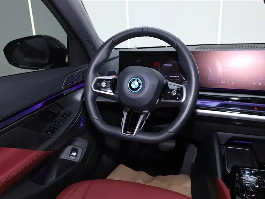BMW i5 2025 — фото 29