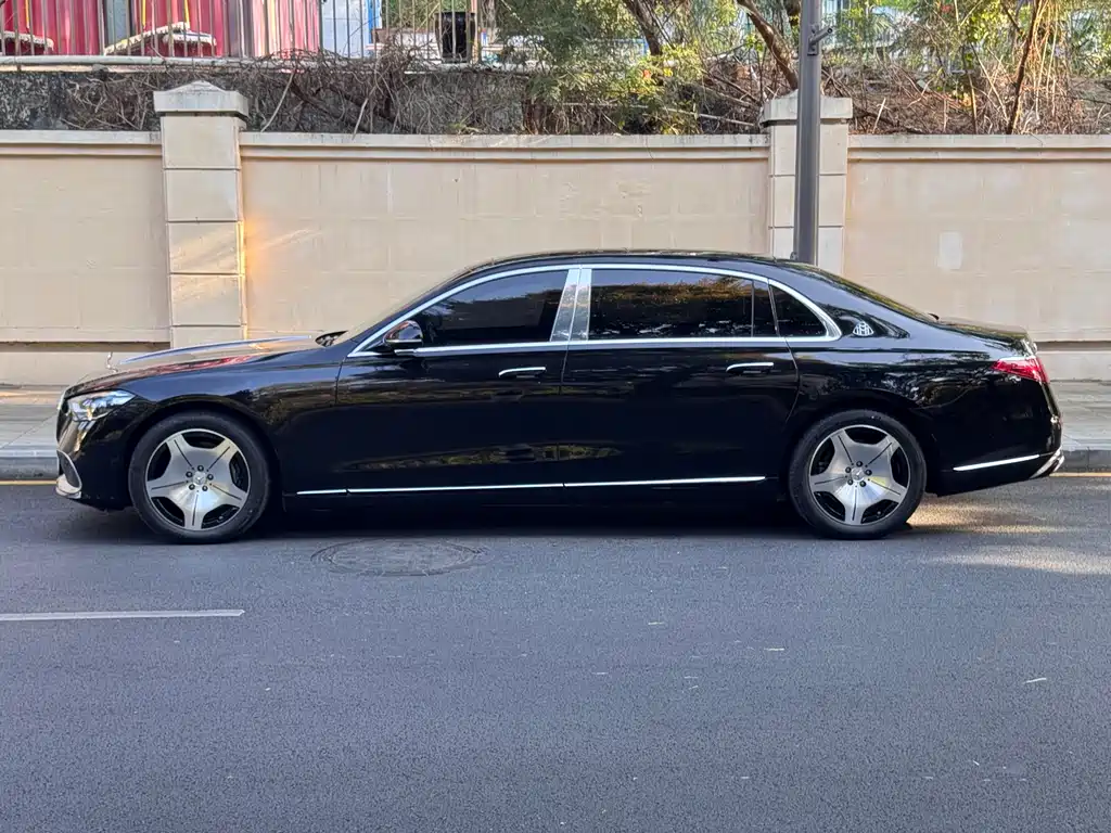 Mercedes-Benz S-Class 2023 — фото 4