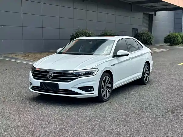 Volkswagen Sagitar 2022