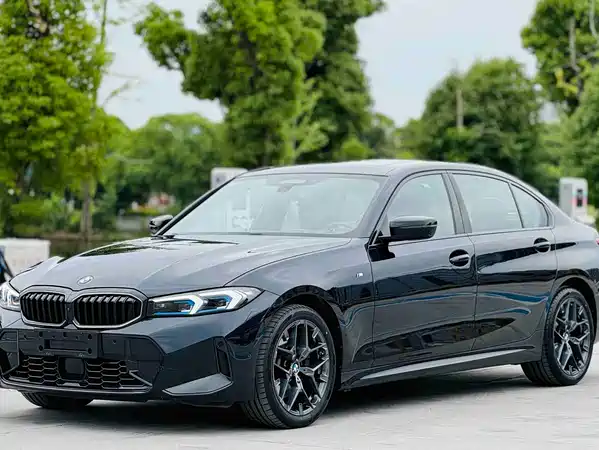 BMW 3 Series 2025