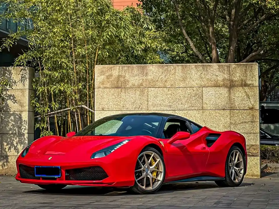 Ferrari 488 2016 — фото 1