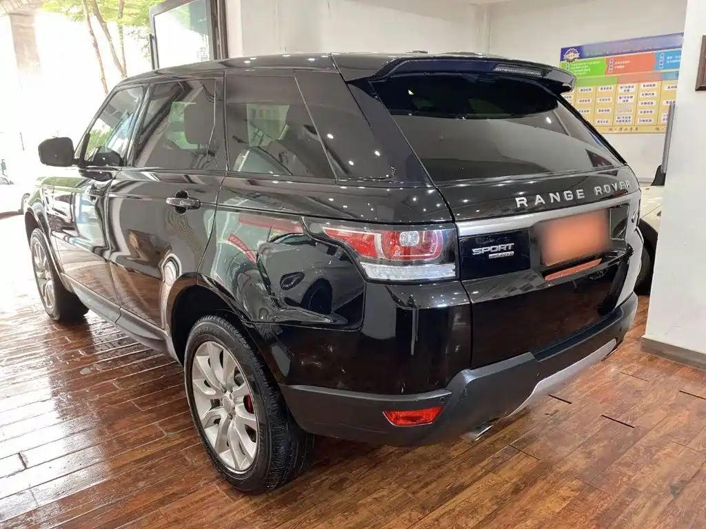 Land Rover Sport 2016
