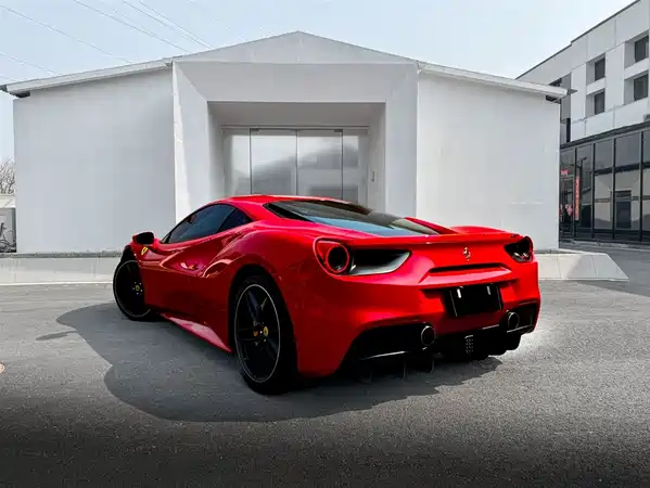 Ferrari 488 2015