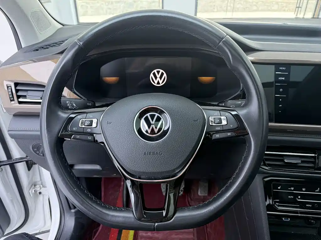 Volkswagen Tharu 2022 — фото 11