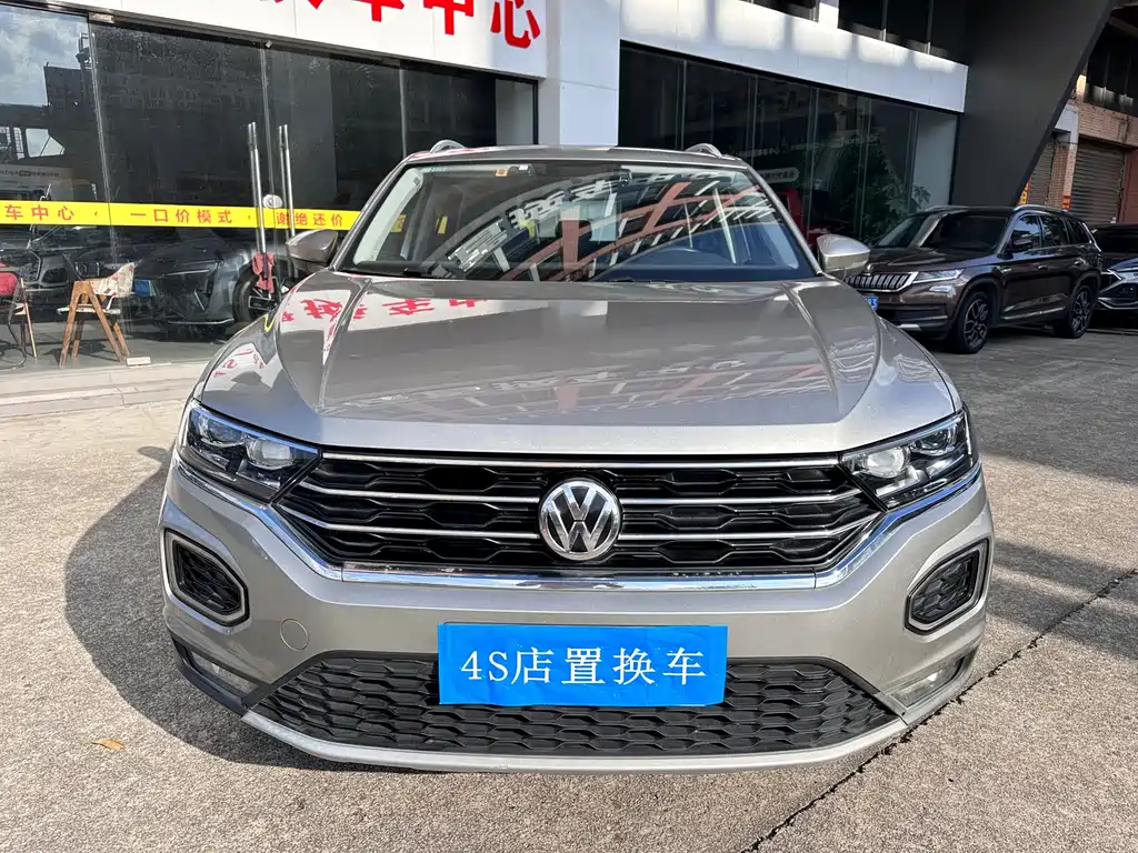 Volkswagen T-Roc 2020 — фото 2