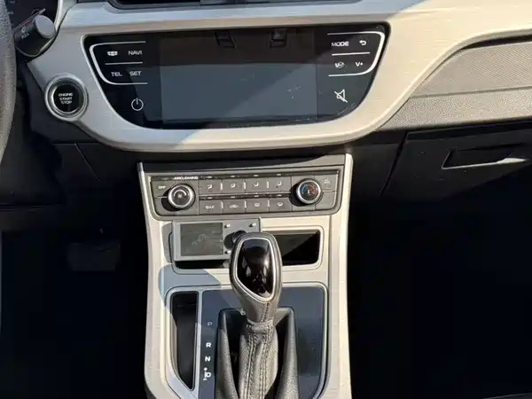 Geely Vision 2018