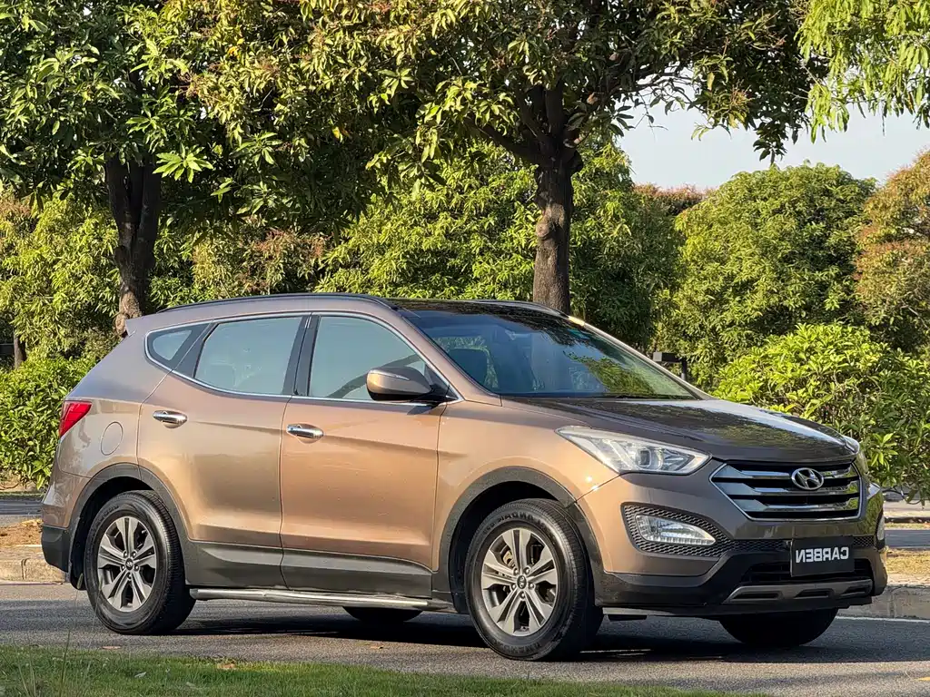 Hyundai Santa Fe 2015 — фото 3