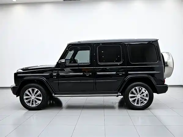 Mercedes-Benz G-Class 2023