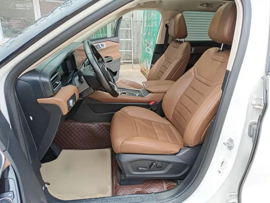 Ford Explorer 2023 — фото 15