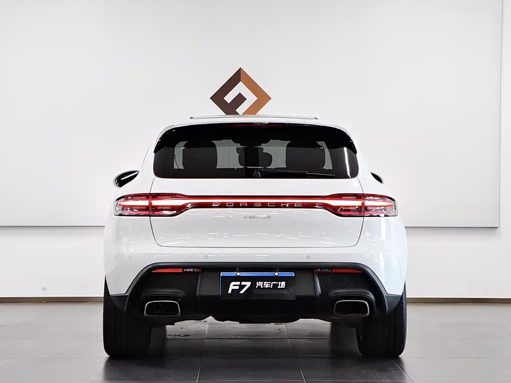 Porsche Macan 2023 — фото 5