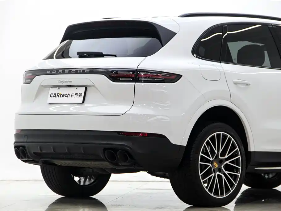 Porsche Cayenne 2021 — фото 9