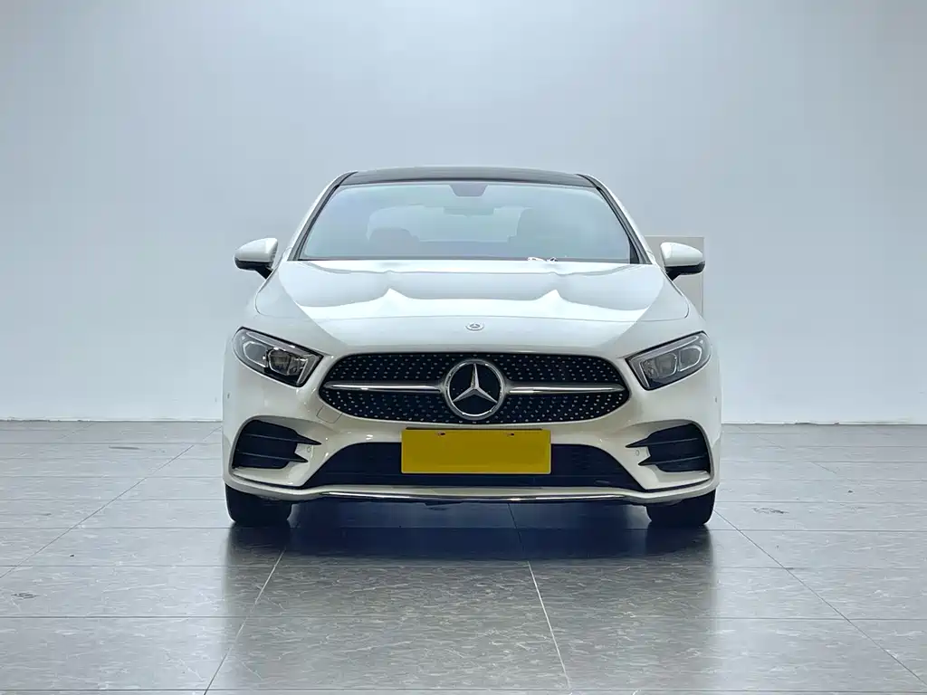 Mercedes-Benz A-Class 2022 — фото 2