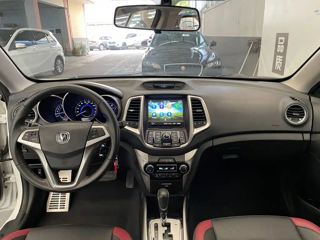 Changan Eado XT 2015 — фото 8