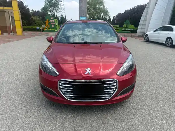 Peugeot 308 2014