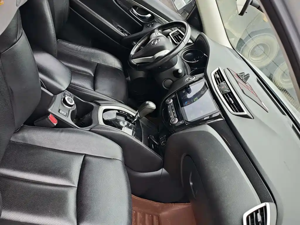 Nissan X-Trail 2016
