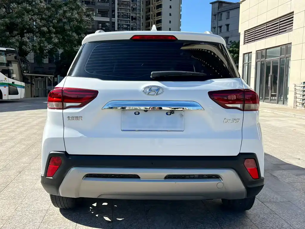 Hyundai ix35 2018 — фото 8