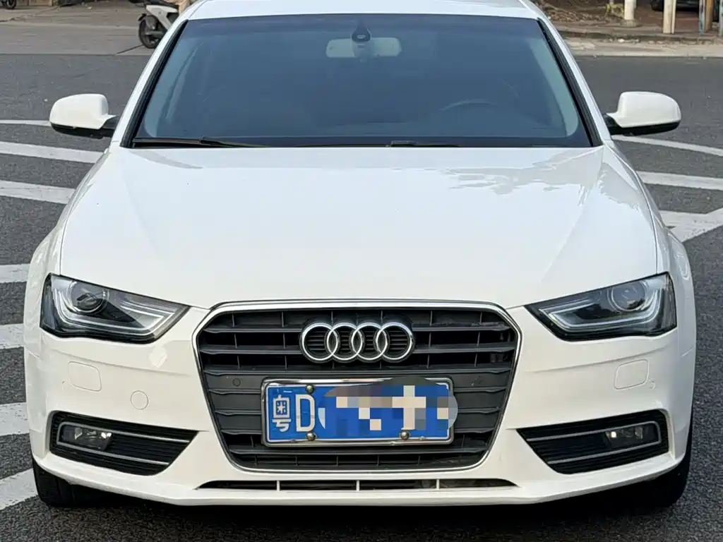 Audi A4L 2015