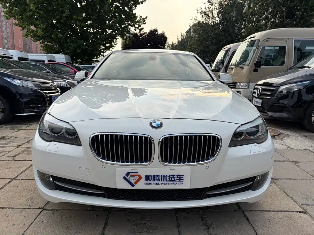 BMW 5 Series 2012