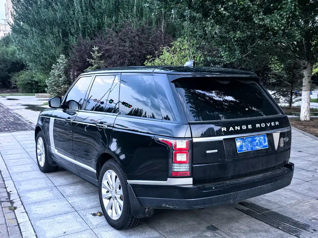 Land Rover Range Rover 2018 — фото 11