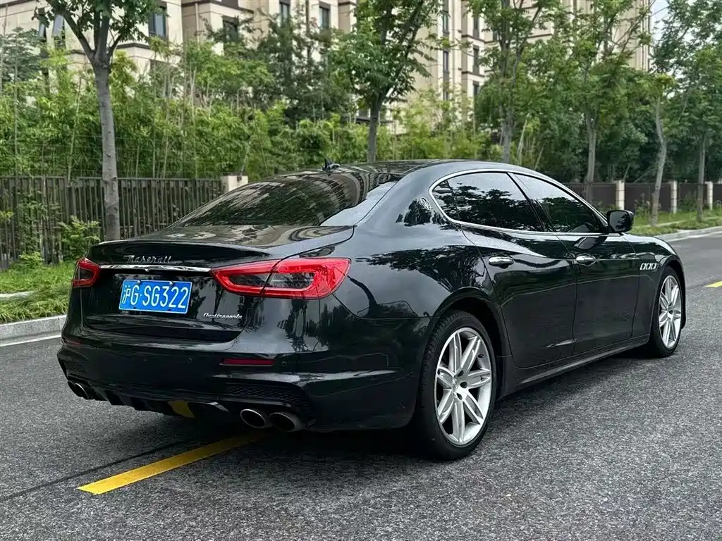 Maserati Quattroporte 2015