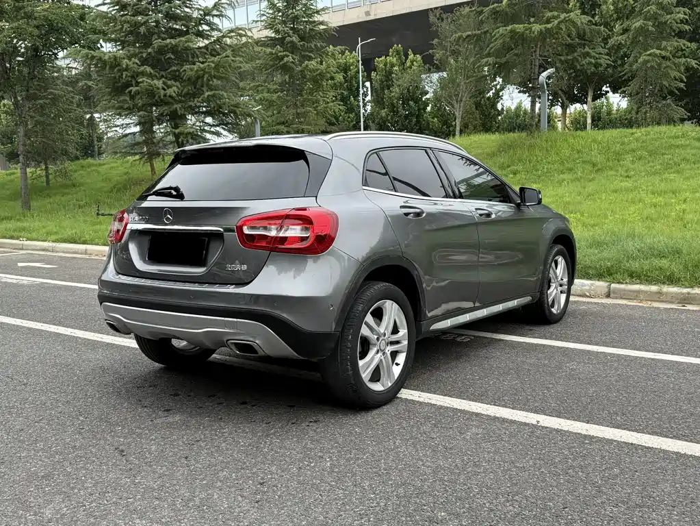 Mercedes-Benz GLA 2017