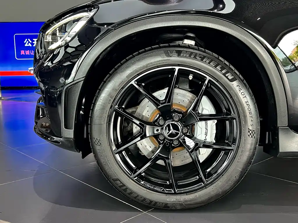 Mercedes-Benz GLC Coupe AMG 2022 — фото 19