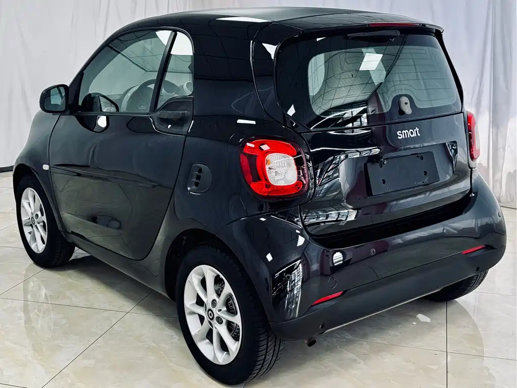 smart fortwo 2016 — фото 20