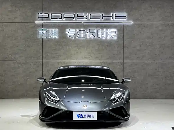 Lamborghini Huracan 2021