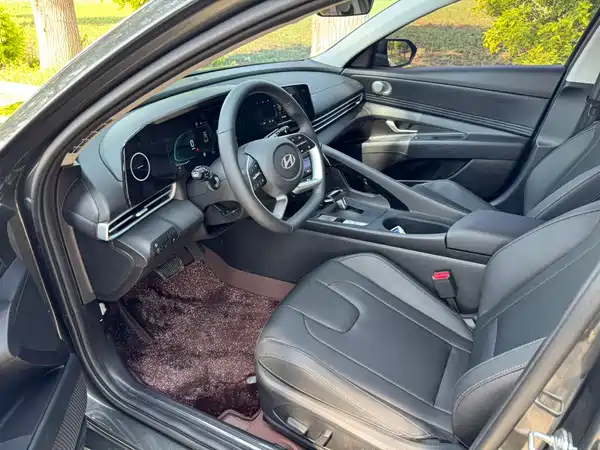 Hyundai Elantra 2026