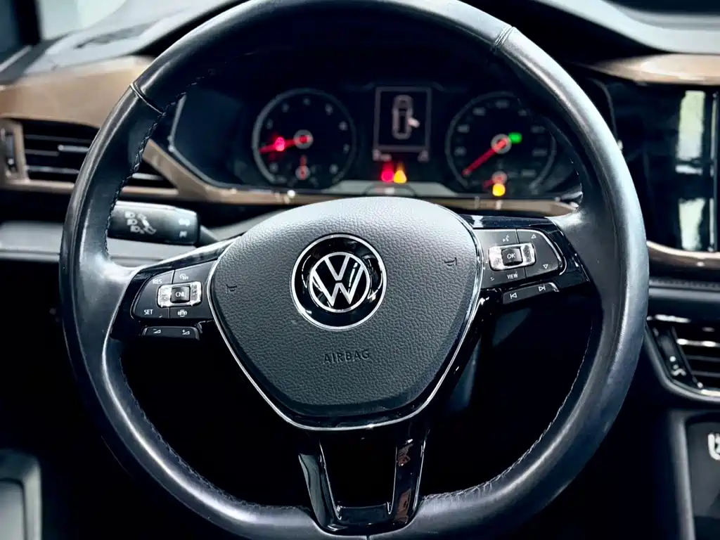 Volkswagen Tharu 2021 — фото 21
