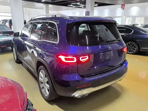 Mercedes-Benz GLB 2021