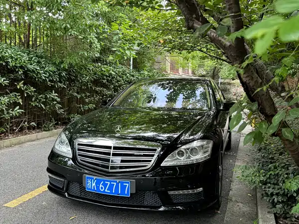 Mercedes-Benz S-Class AMG 2011