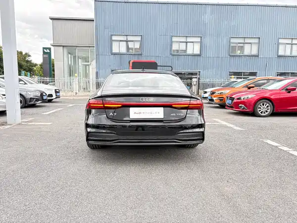 Audi A7 2025