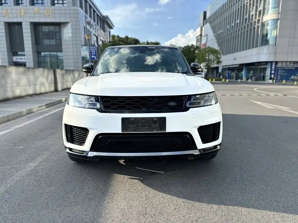 Land Rover Range Rover Sport New Energy 2019 — фото 2