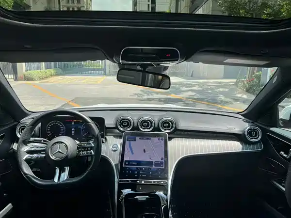 Mercedes-Benz C-Class 2022