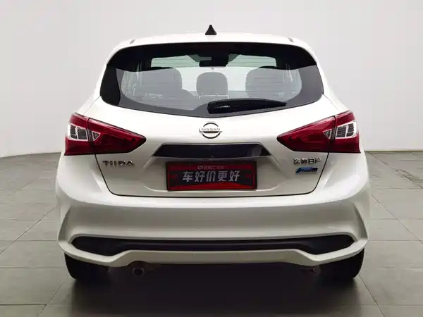 Nissan Tiida 2016