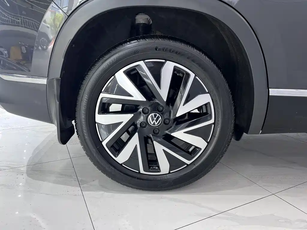 Volkswagen Tayron 2023 — фото 20