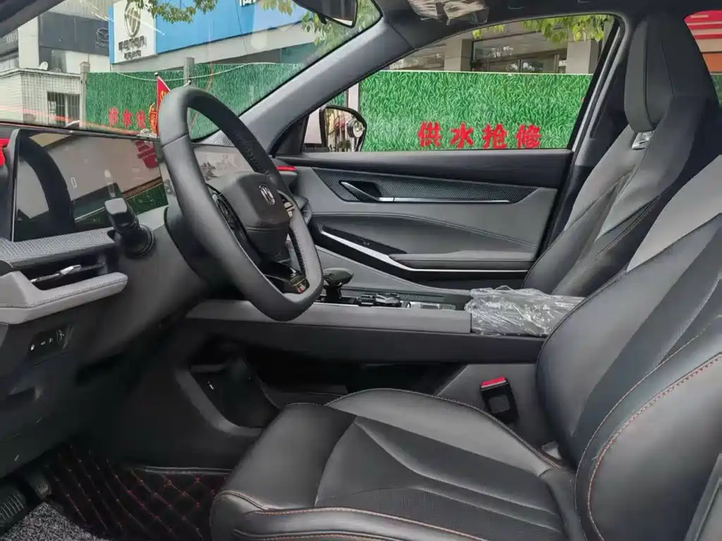 Changan CS75 PLUS 2023 — фото 4